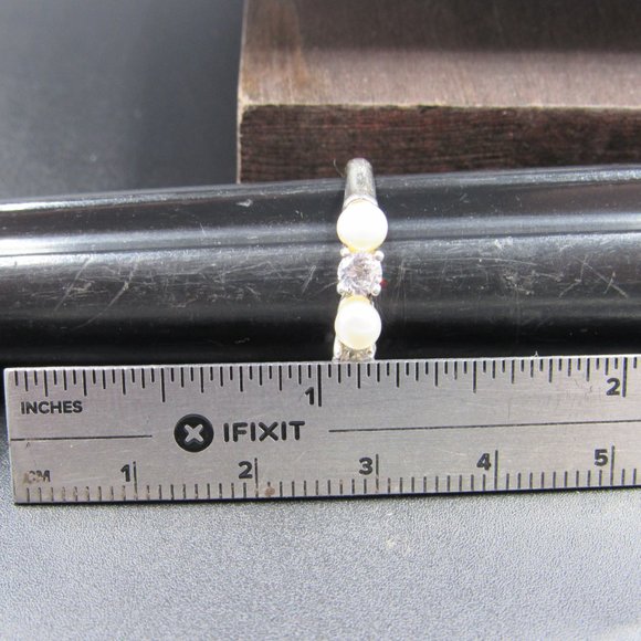 Size 7 Sterling Silver White Pearl & Clear CZ Gem Band Ring Vintage - Picture 6 of 7
